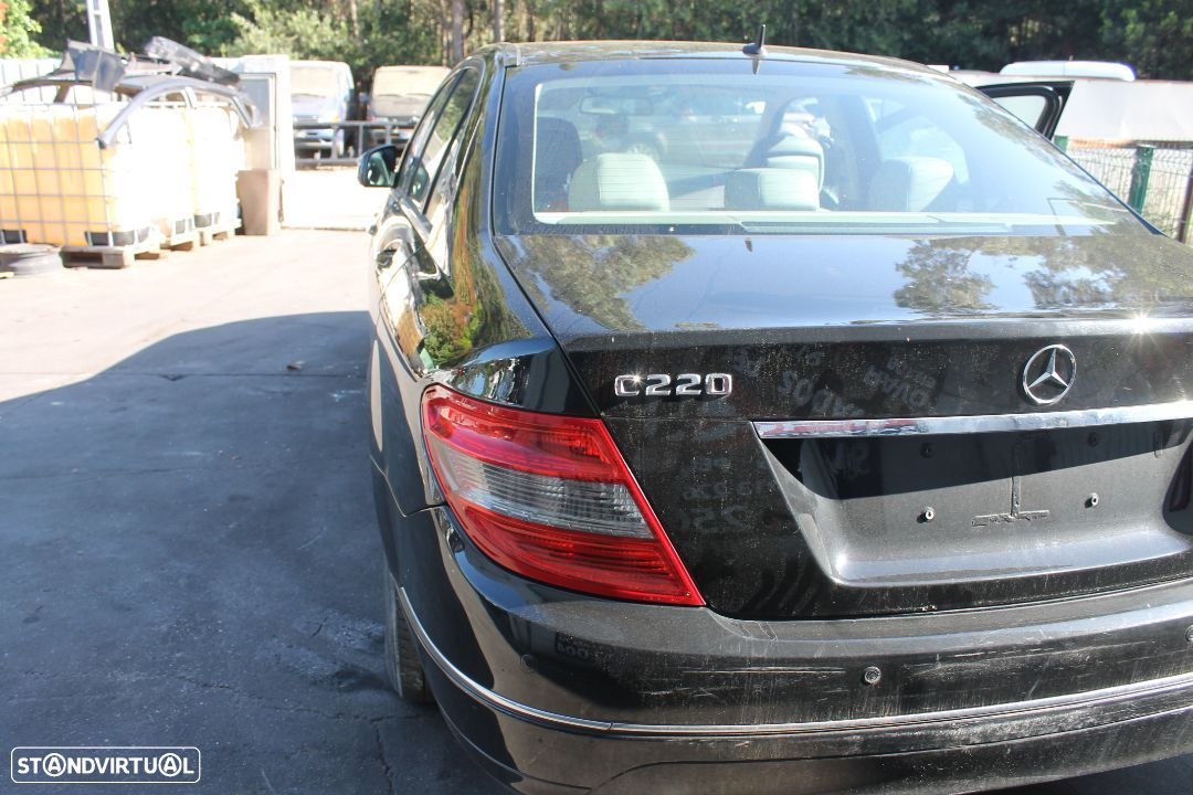 Mercedes C220 de 2007 - 13