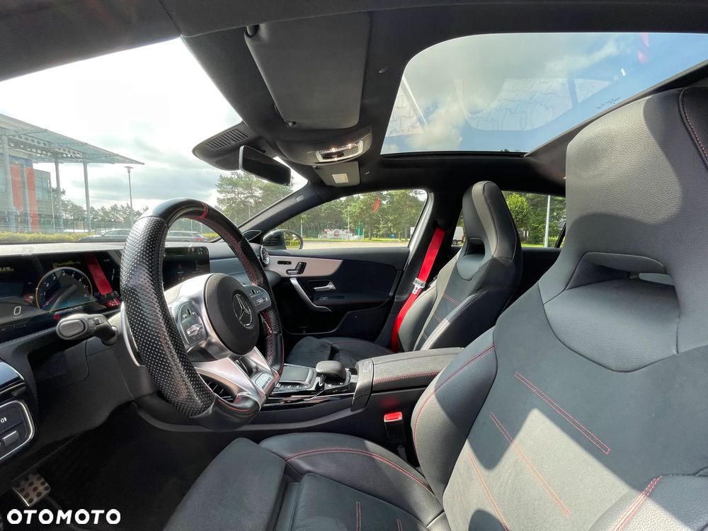 Mercedes-Benz Klasa A 35 AMG 4-Matic 7G-DCT - 14