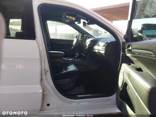 Jeep Grand Cherokee - 6