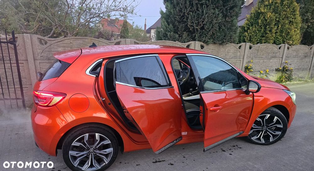 Renault Clio TCe 90 X-tronic INTENS - 26