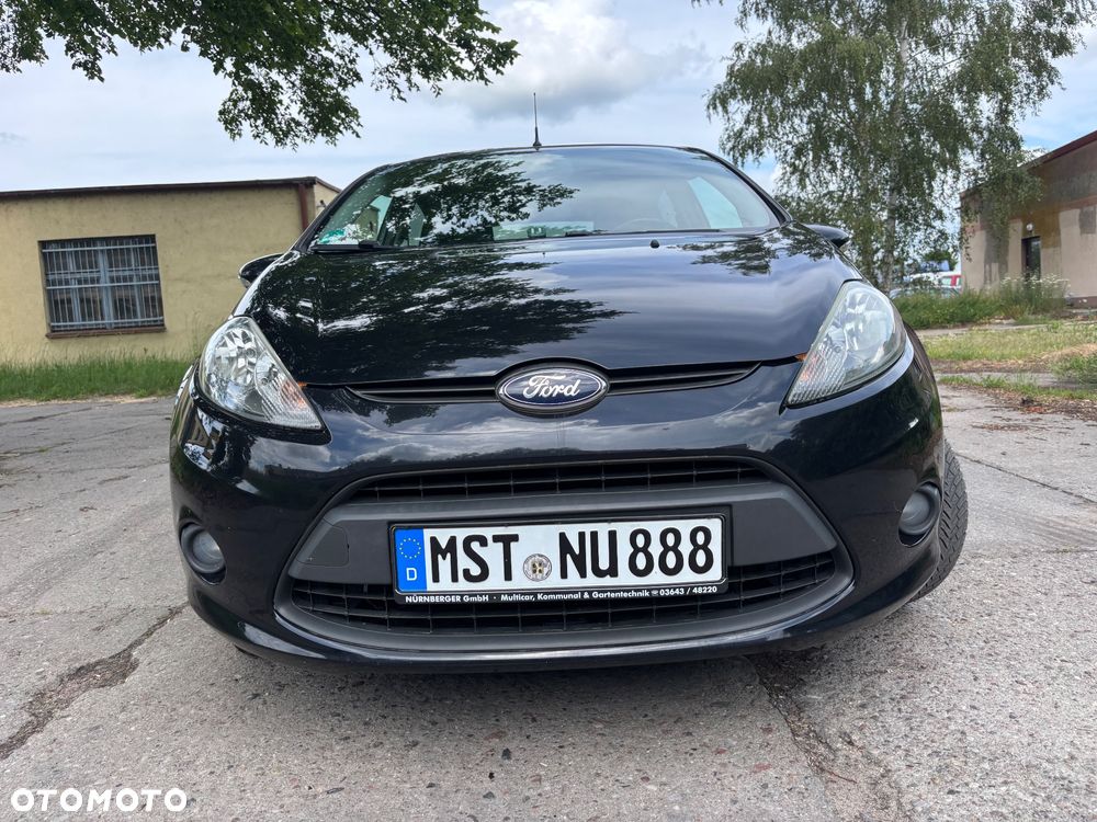 Ford Fiesta 1.25 Champions Edition - 12