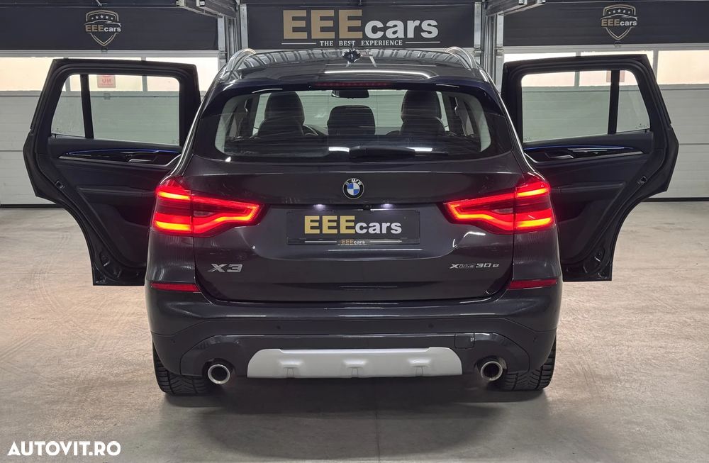 BMW X3 xDrive30e Aut. xLine - 12