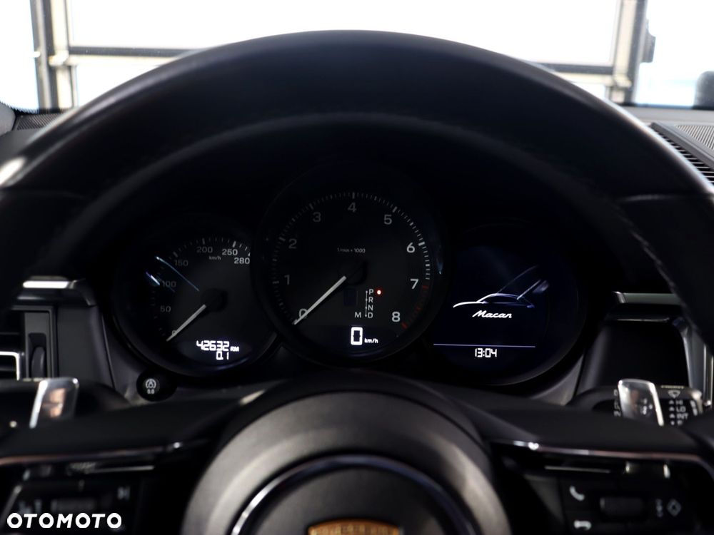 Porsche Macan Standard - 21