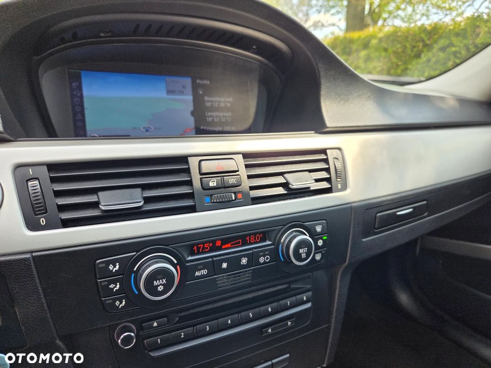 BMW Seria 3 318i Edition Exclusive - 26