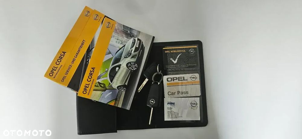 Opel Corsa 1.4 16V 150 Jahre - 31