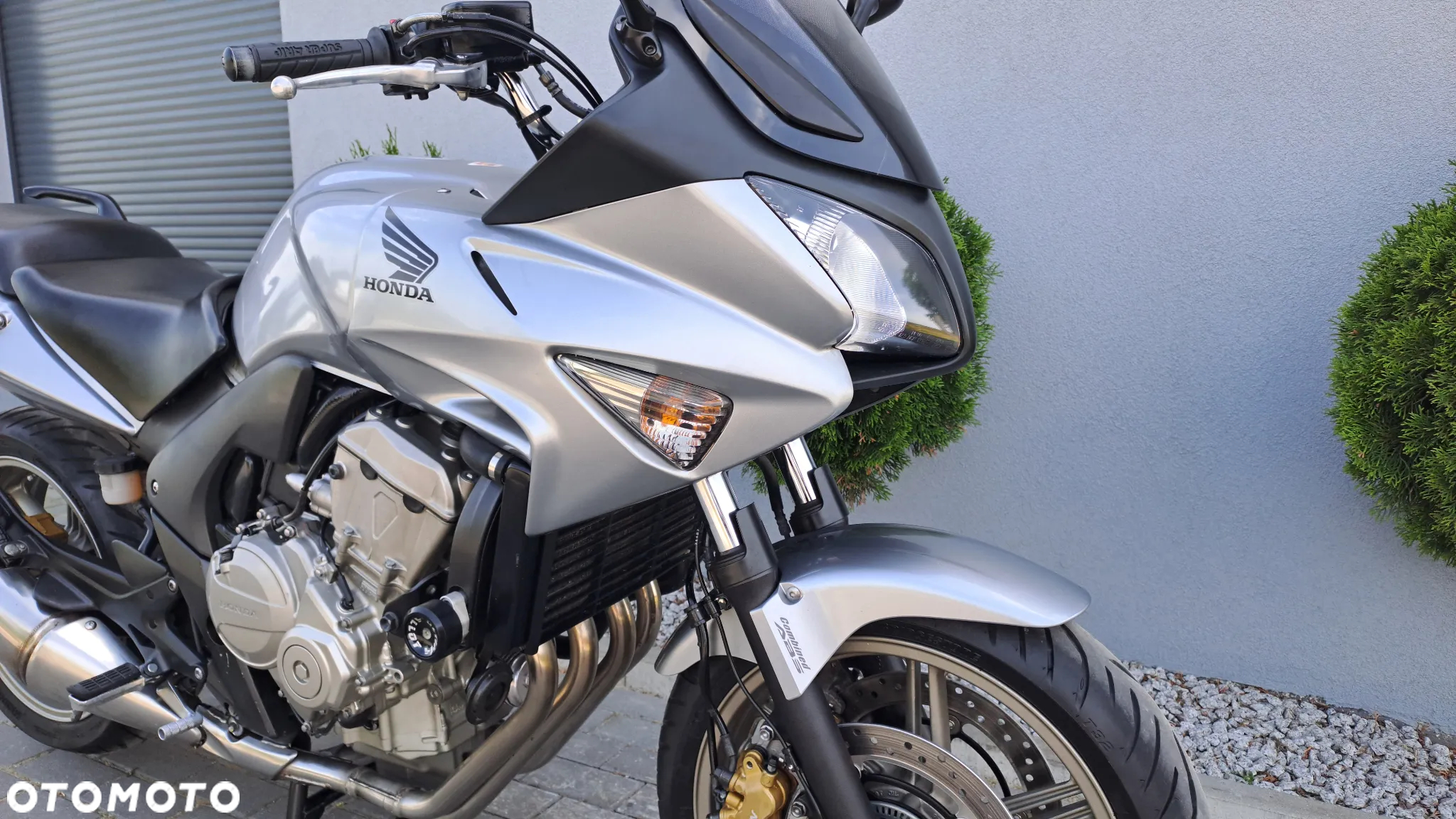 Honda CBF - 8