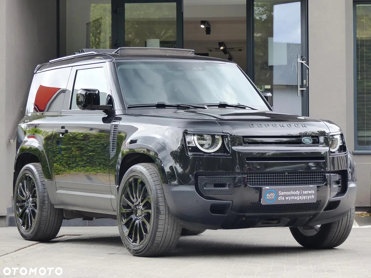 Land Rover Defender - 3