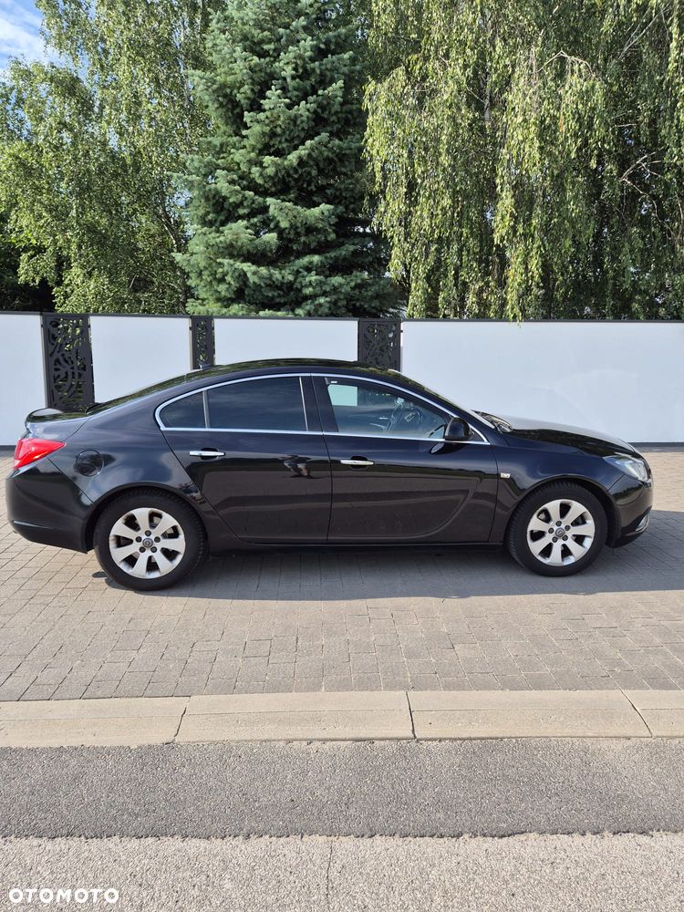 Opel Insignia 2.0 T Cosmo - 2