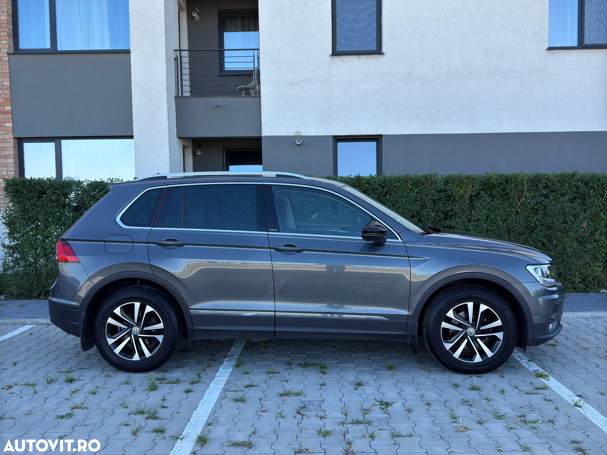 Volkswagen Tiguan - 18