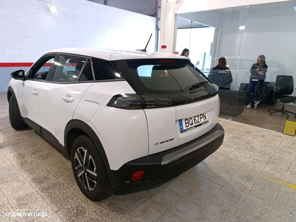 Peugeot e-2008 50 kWh Style - 3