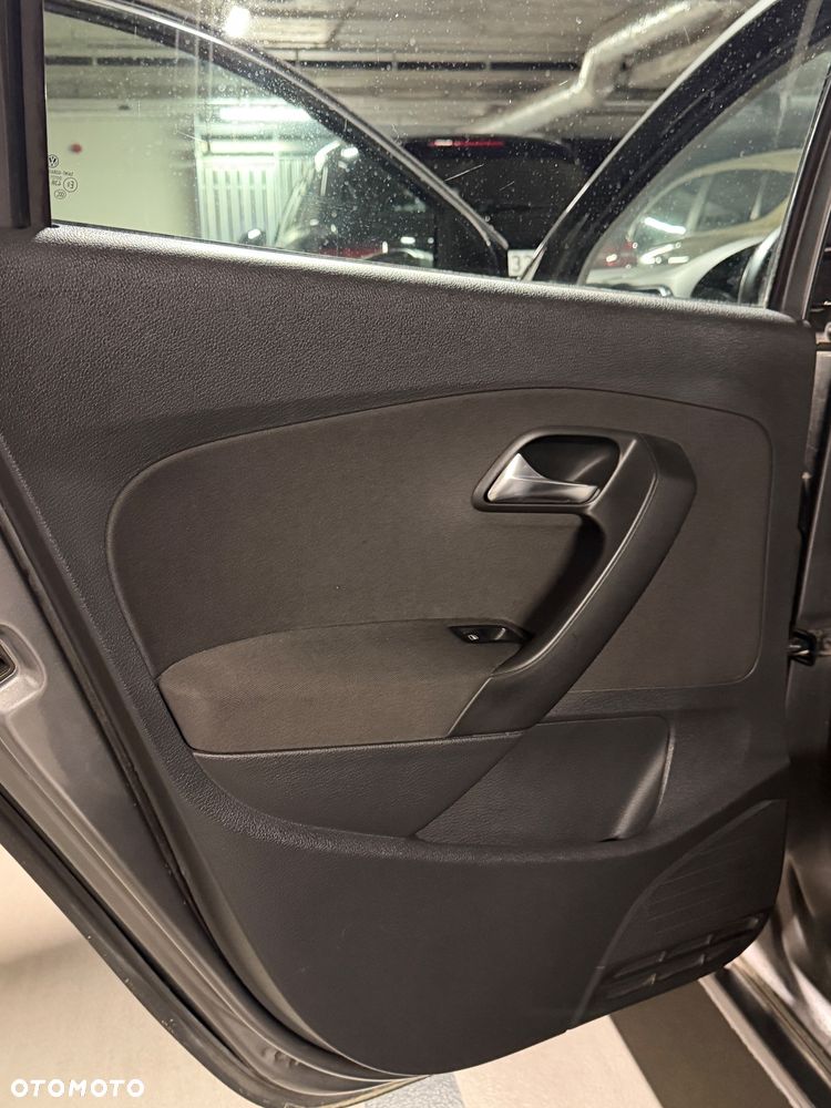 Volkswagen Polo - 21
