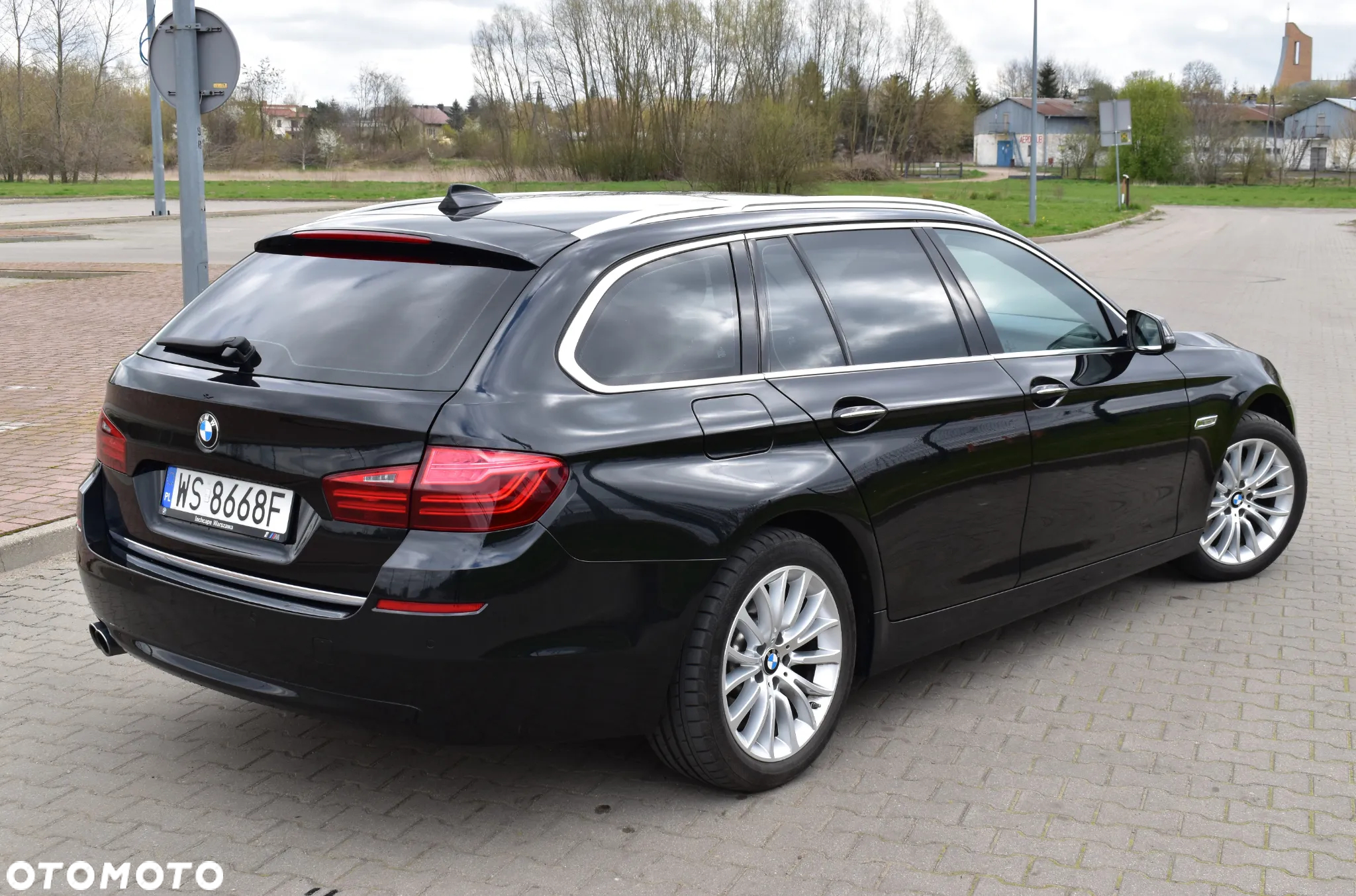 BMW Seria 5 520d xDrive Luxury Line - 4