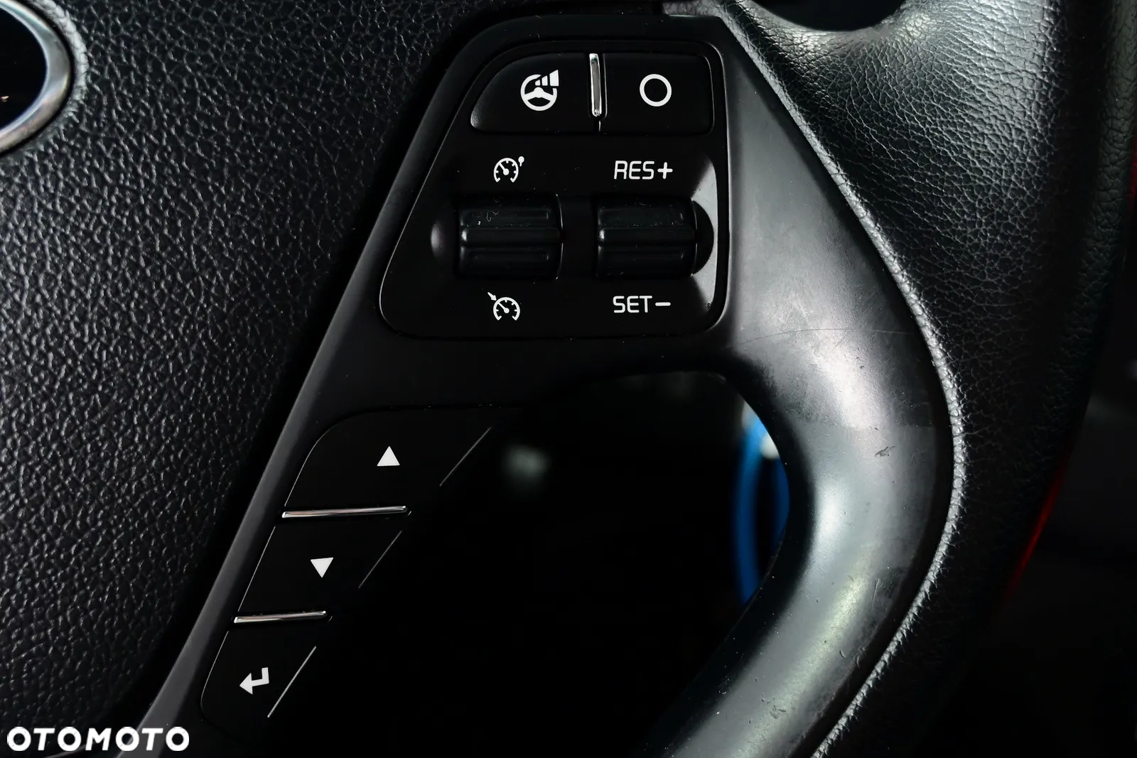 Kia Ceed - 29