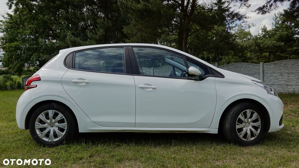 Peugeot 208 - 2