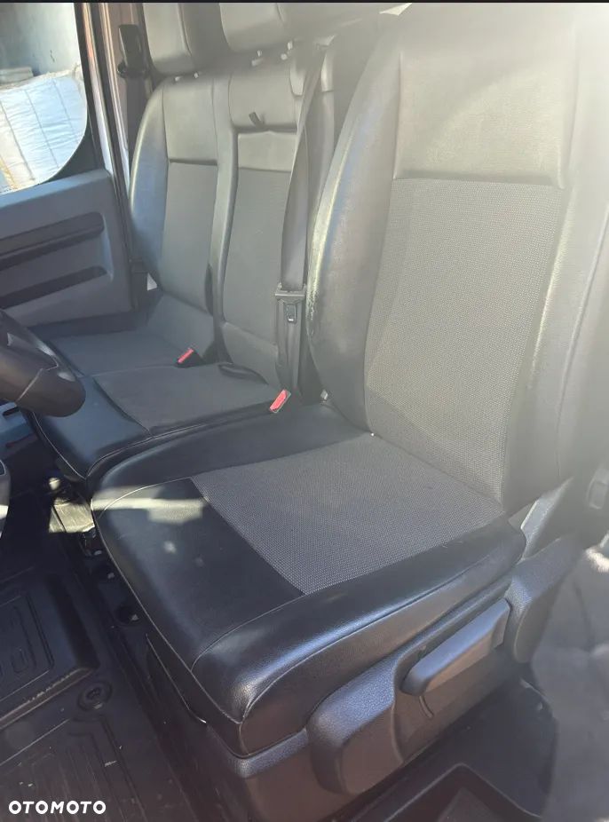 Toyota PROACE - 16
