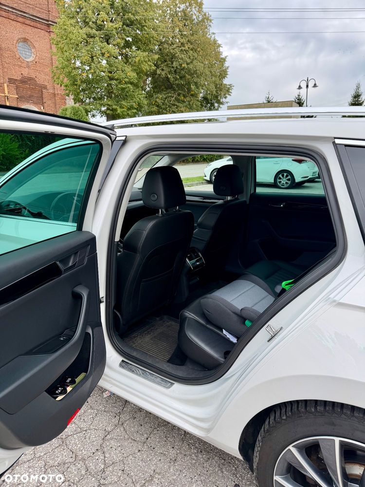 Skoda Superb 2.0 TDI 4x4 L&K DSG - 12