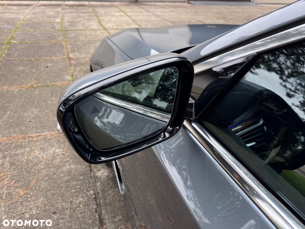 BMW Seria 5 520d xDrive mHEV Luxury Line sport - 24