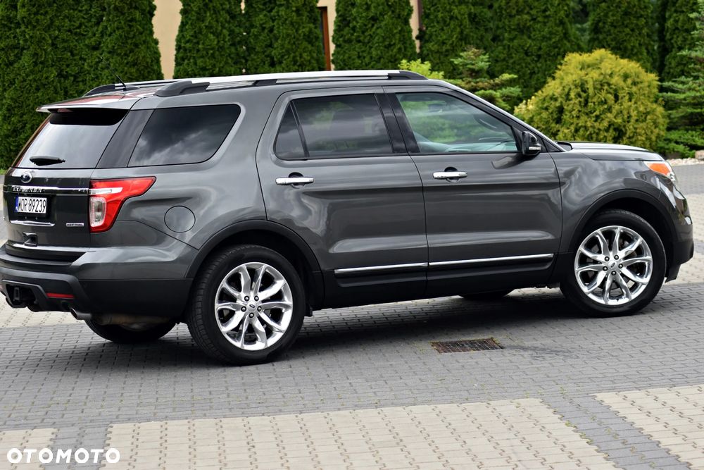 Ford Explorer - 18