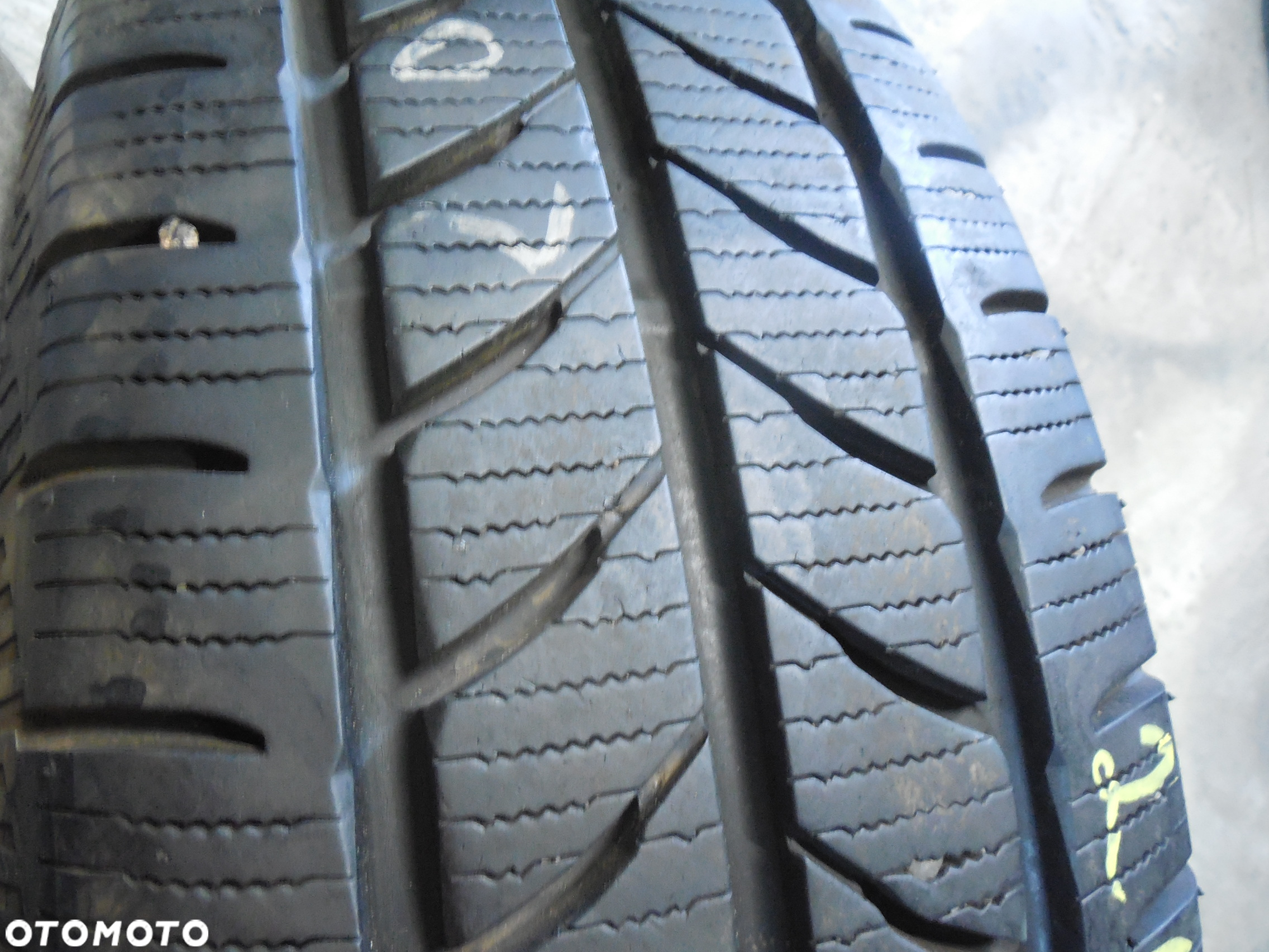 OPONA POJEDYNKA 205/70R15C YOKOHAMA W.DRIVE WY01 DOT 2215 9.7MM - 2