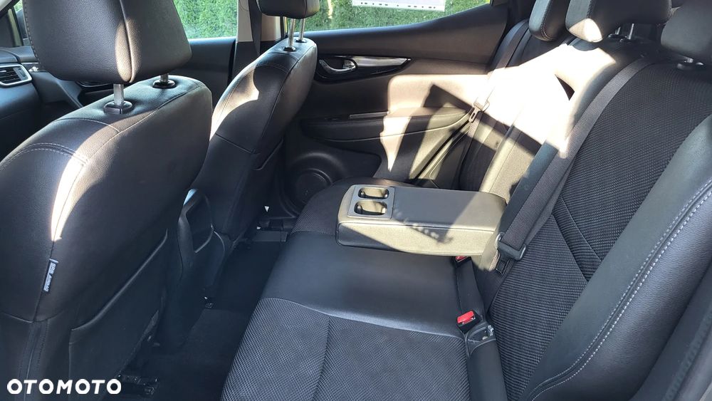 Nissan Qashqai 1.6 DCi Tekna Xtronic - 8