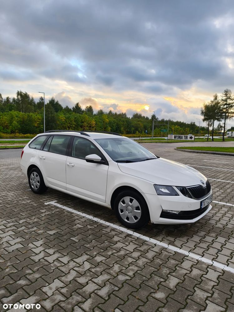 Skoda Octavia 1.6 TDI Active - 5