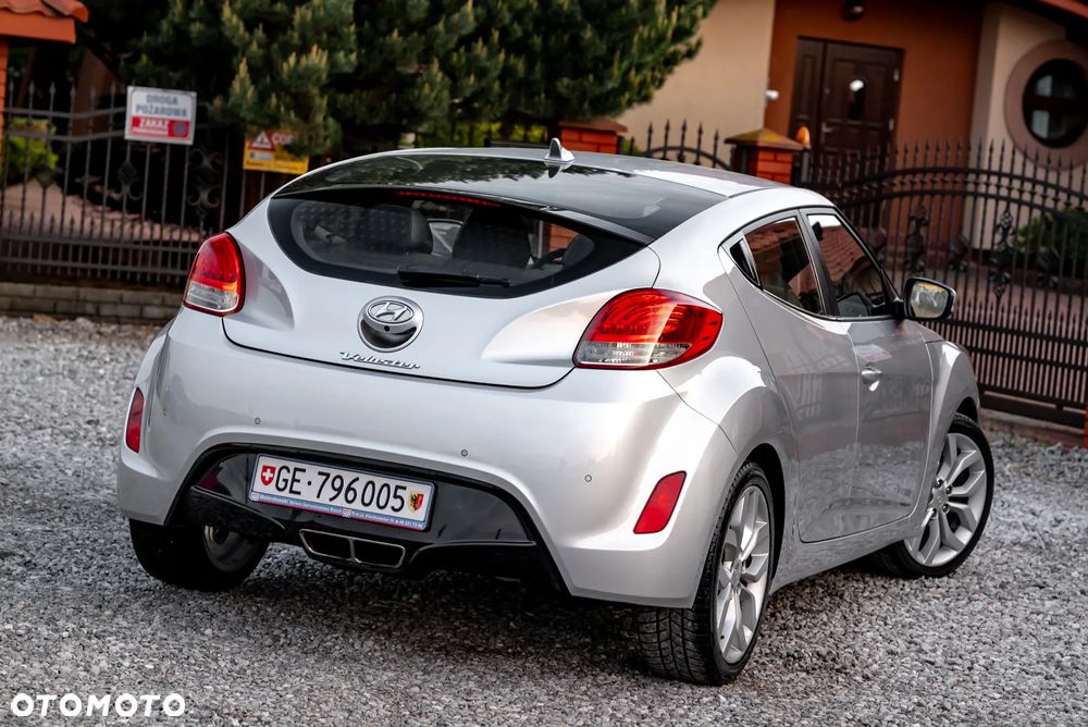 Hyundai Veloster 1.6 Premium - 9