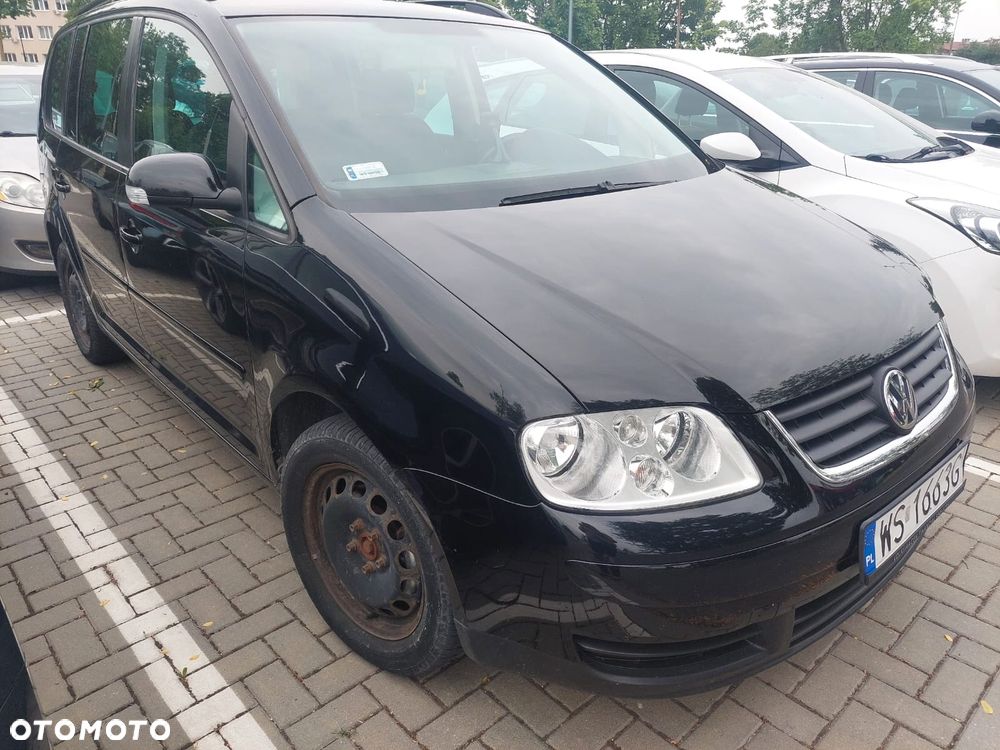 Volkswagen Touran 1.6 Basis - 9