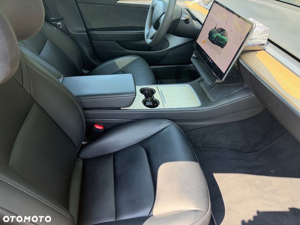 Tesla Model 3 RWD - 5