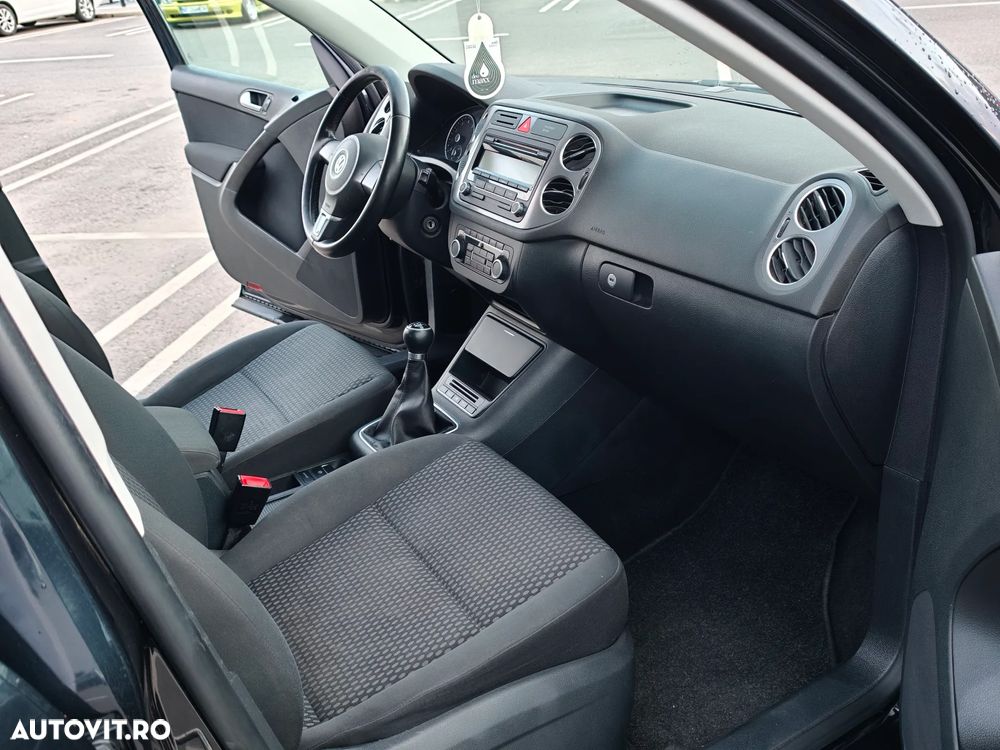 Volkswagen Tiguan - 8