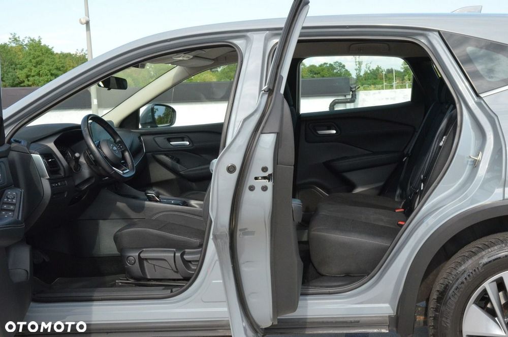 Nissan Qashqai 1.3 DIG-T MHEV Xtronic N-Design - 32