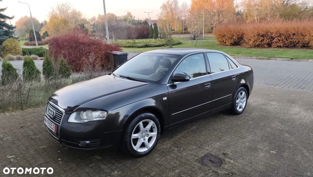 Audi A4 Limousine - 37