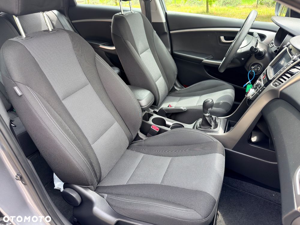 Hyundai i30 i30cw 1.4 CRDi Advantage - 33