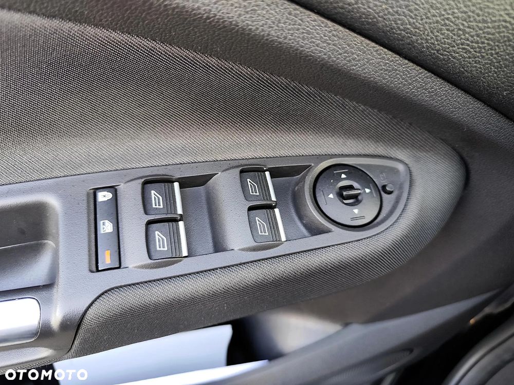 Ford Grand C-MAX - 23