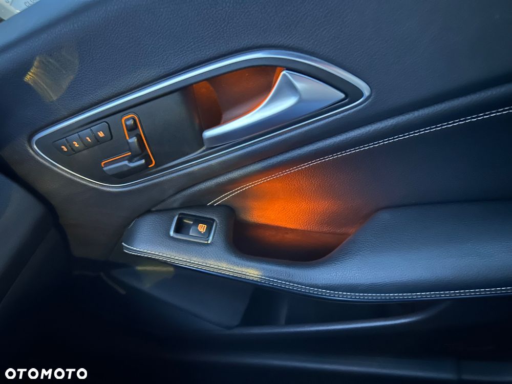 Mercedes-Benz CLA 250 4-Matic - 18