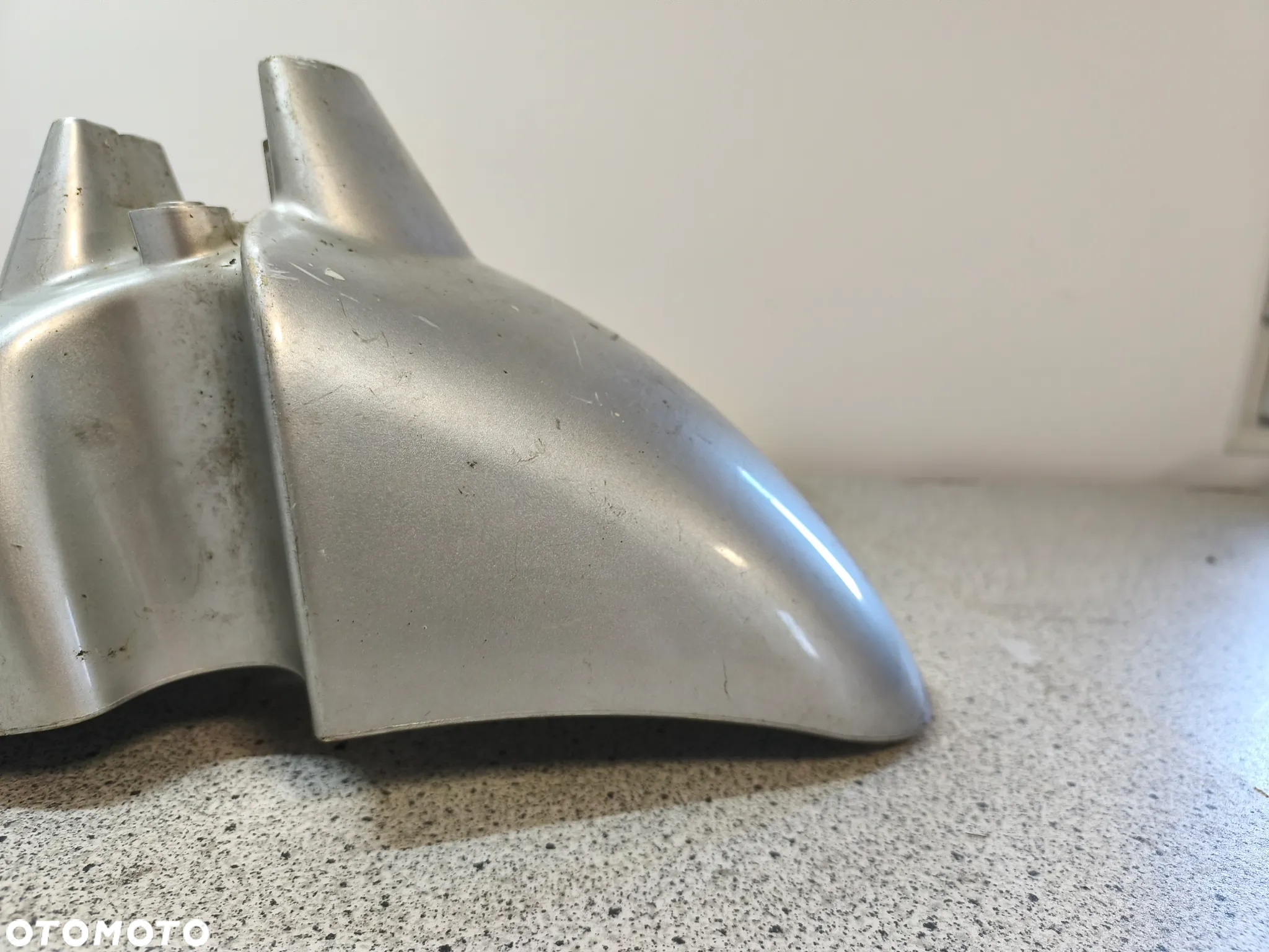Błotnik przód, przedni Peugeot Vivacity 50 - 2