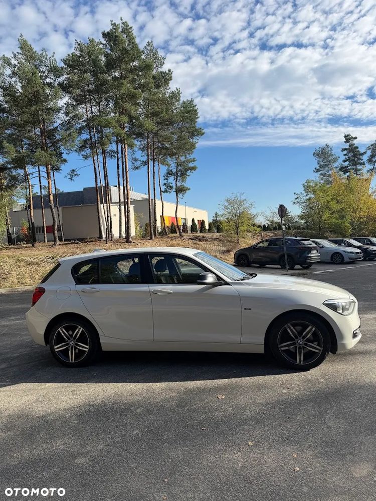 BMW 118I 2012 photo 4