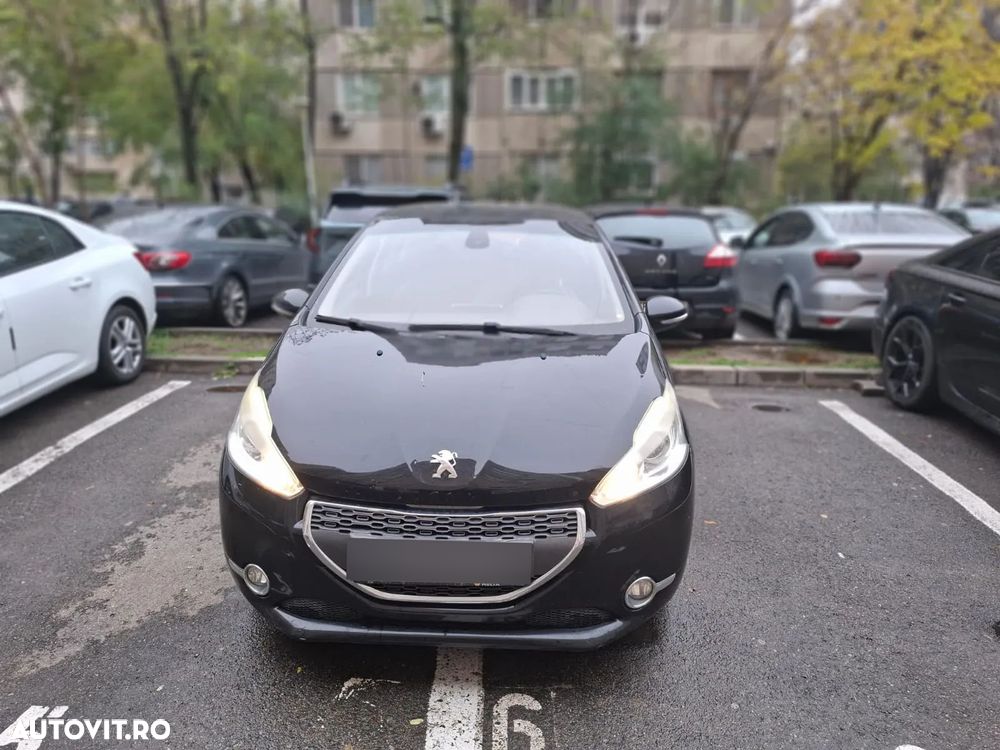 Peugeot 208 1.4 HDi FAP Style - 1