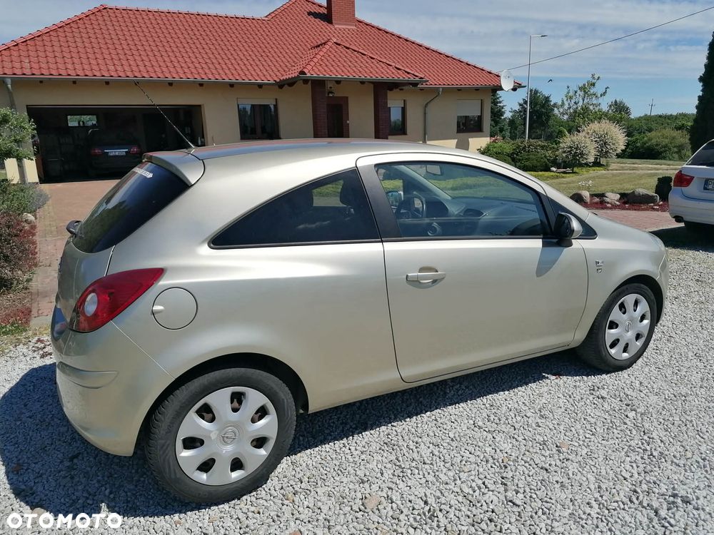Opel Corsa 1.4 16V Edition 111 Jahre - 3