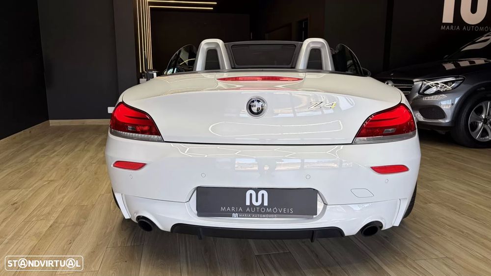 BMW Z4 35 is Auto - 15