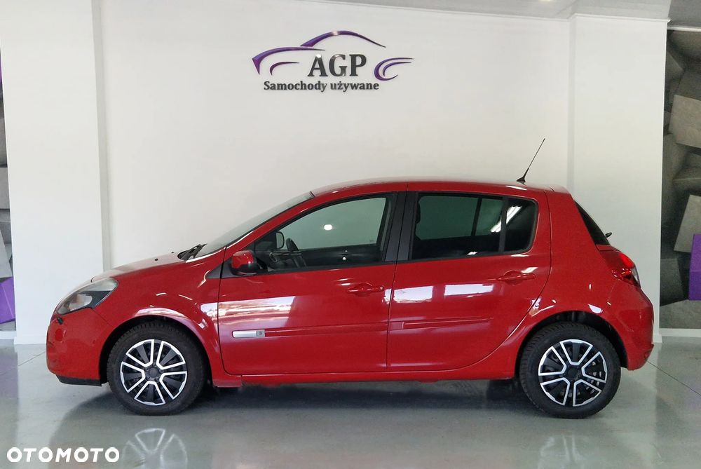 Renault Clio - 15