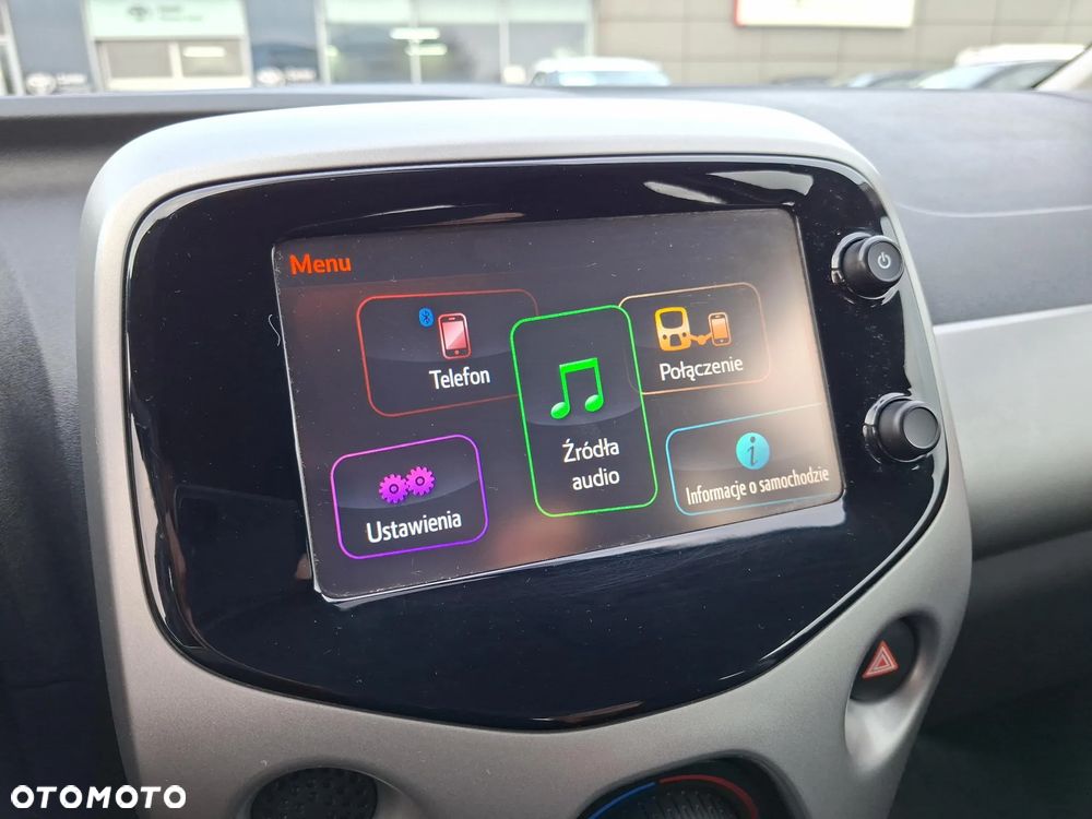 Toyota Aygo x-play - 22