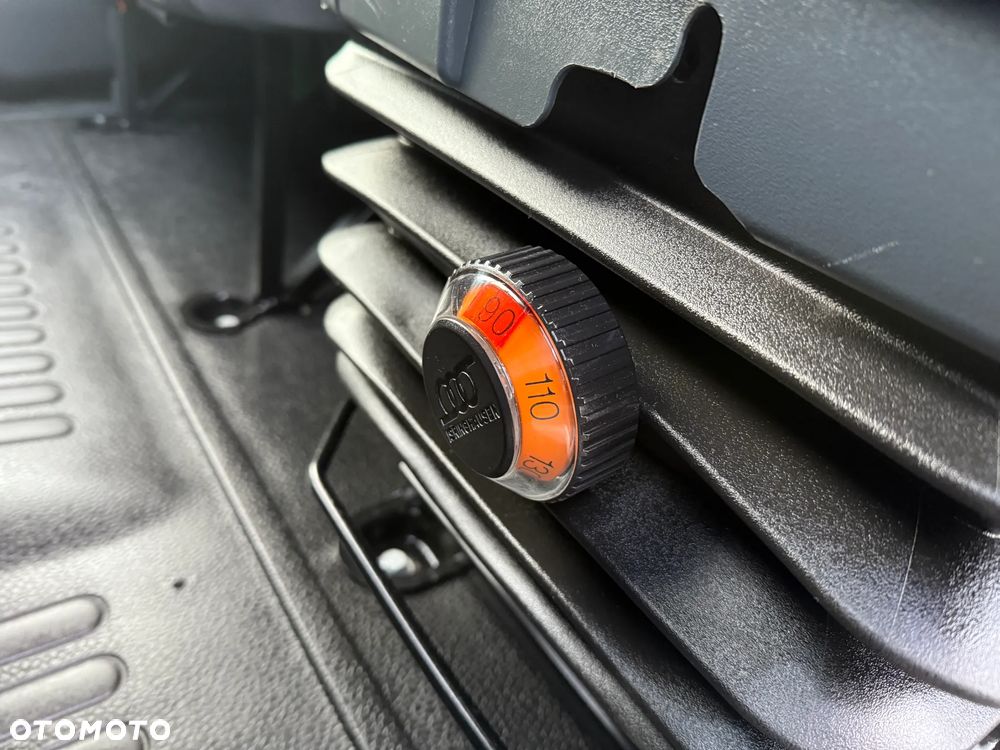 Renault Master Izoterma Winda - 26