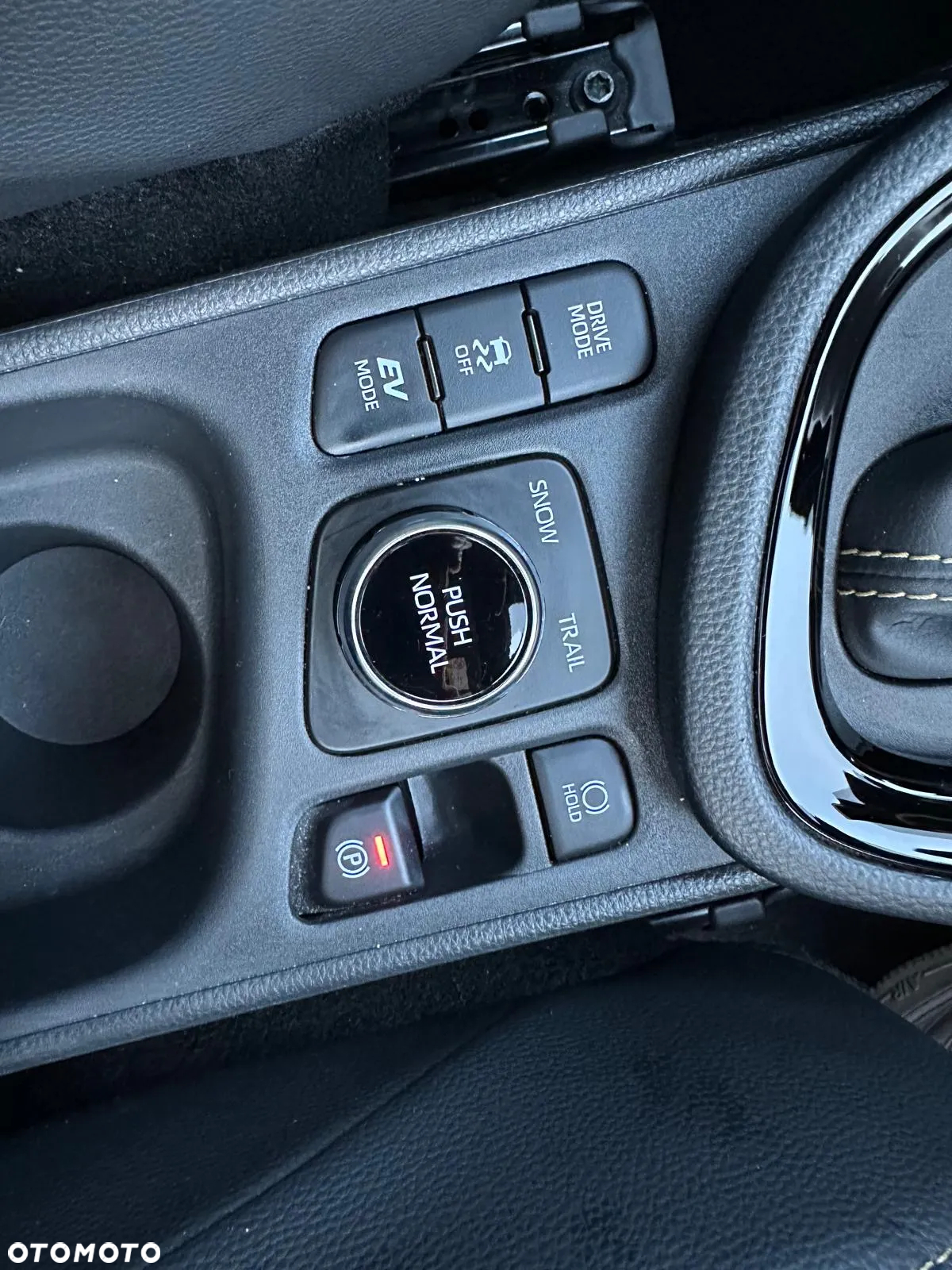 Toyota Yaris Cross Hybrid 1.5 Adventure 4x4 - 11