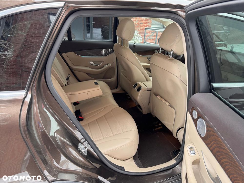 Mercedes-Benz GLC - 8