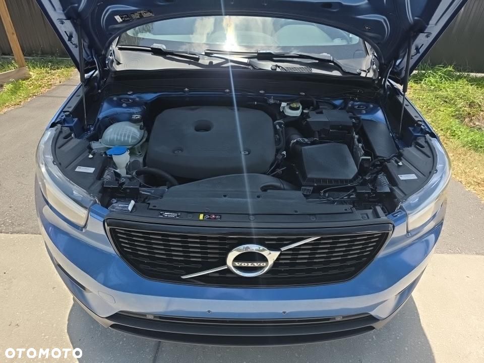 Volvo XC 40 T5 AWD R-Design - 11