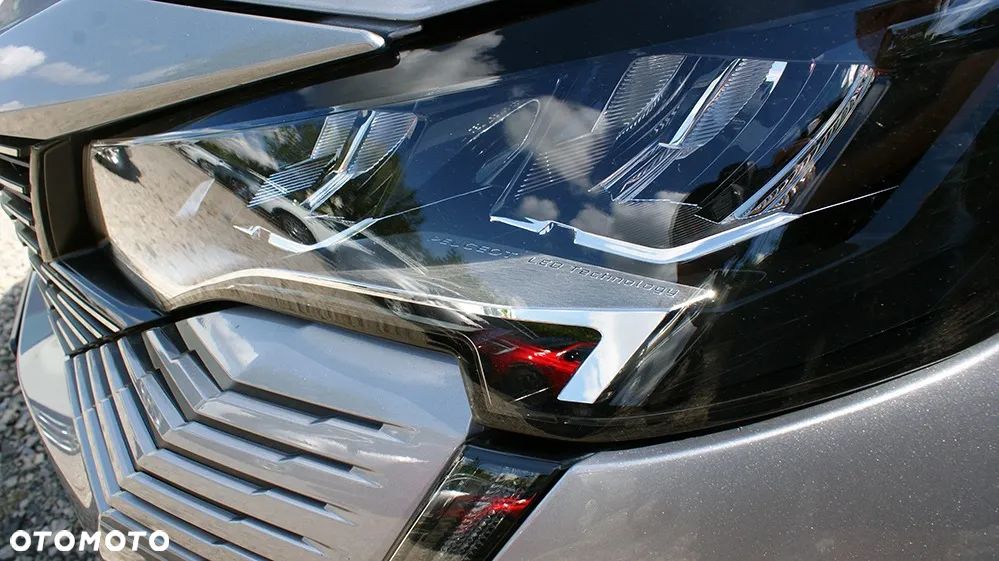 Peugeot 3008 - 16