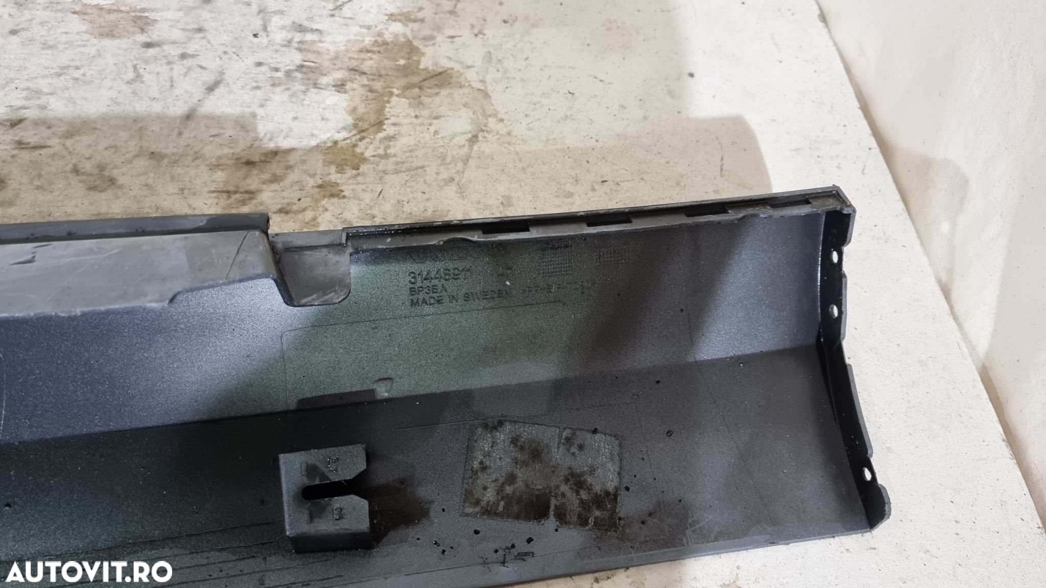Prag stanga Volvo S60, V60 , 2018, 2019, 2020, 2021, 2022, 2023, cod origine OE 31448911 - 8