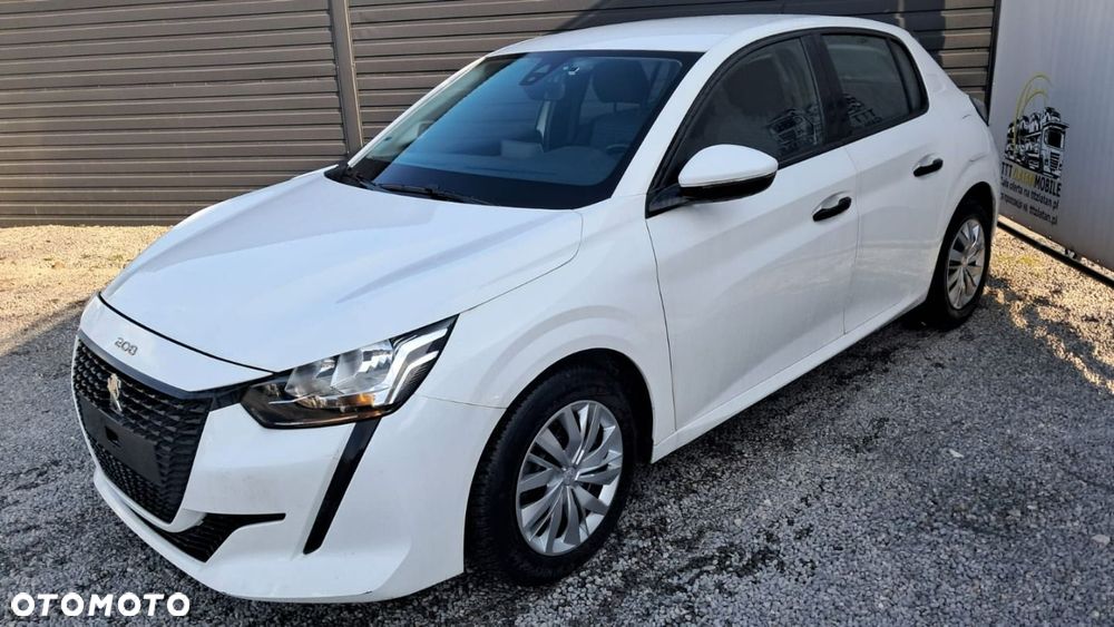 Peugeot 208 - 4