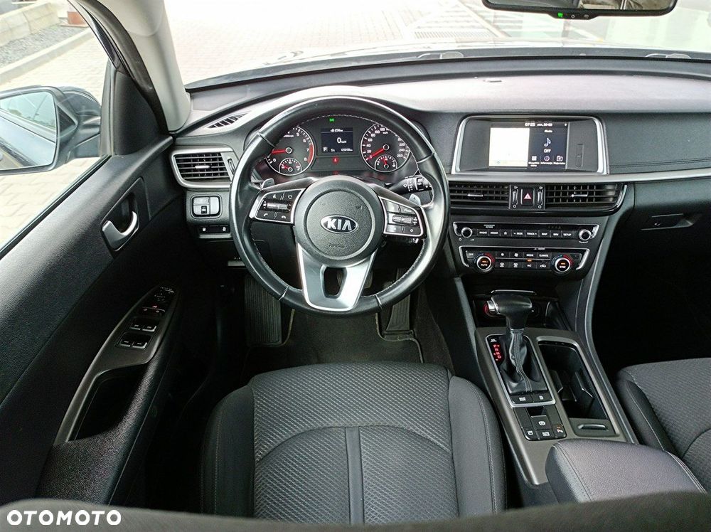 Kia Optima - 22