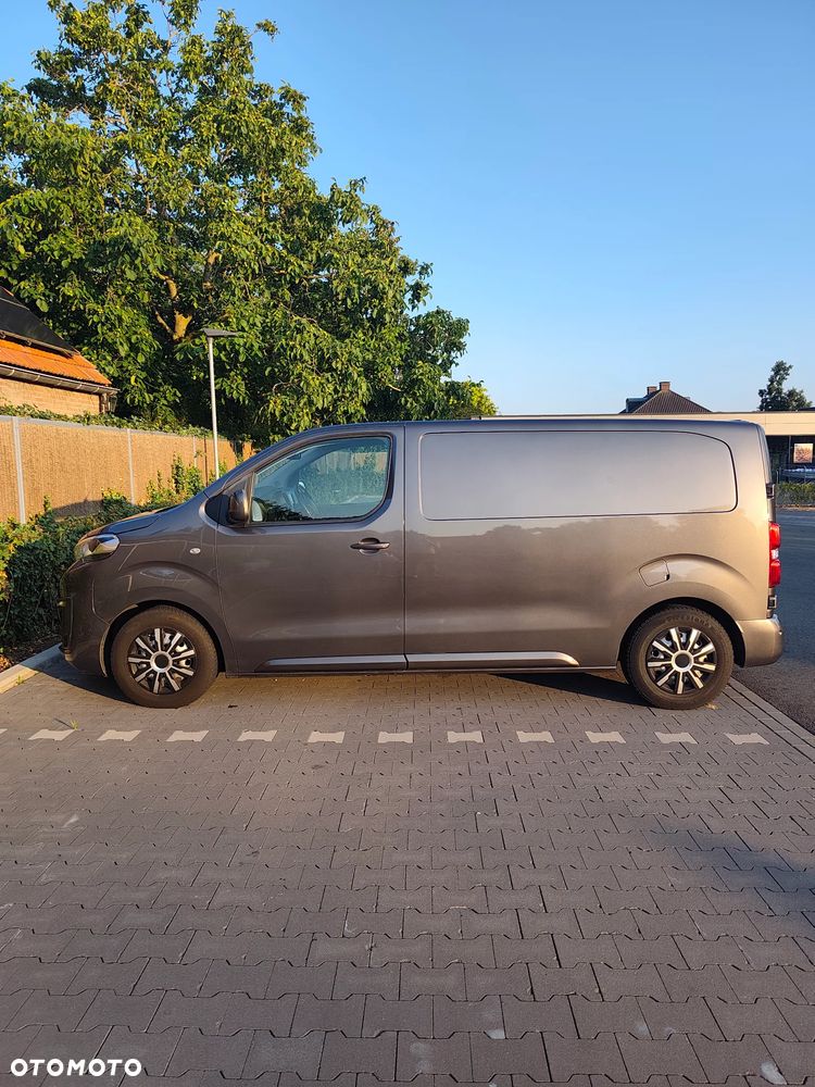 Peugeot Expert - 8